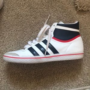 Adidas High top sneakers